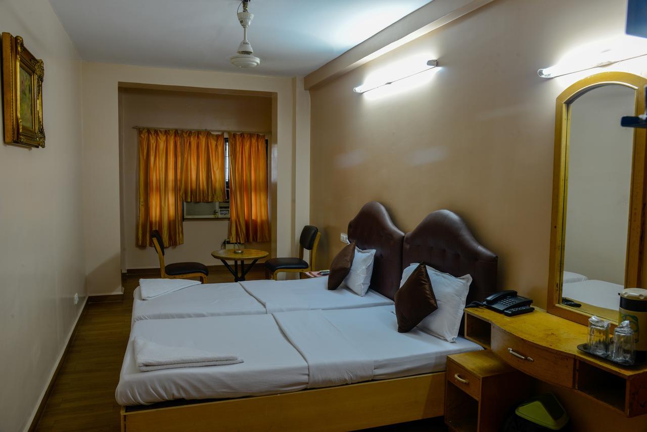 Oyo 14933 Rpr Residency Hotell Chennai Exteriör bild
