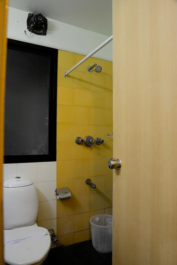 Oyo 14933 Rpr Residency Hotell Chennai Exteriör bild